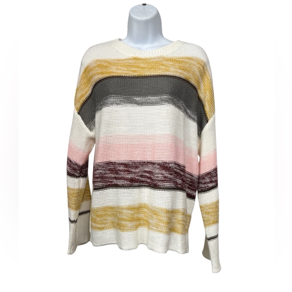 Wanna B sweater size large